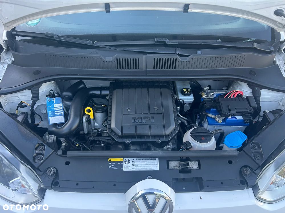 Volkswagen up! BlueMotion Technology move - 24