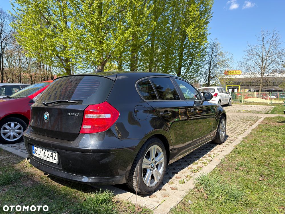 BMW Seria 1 116d DPF - 18