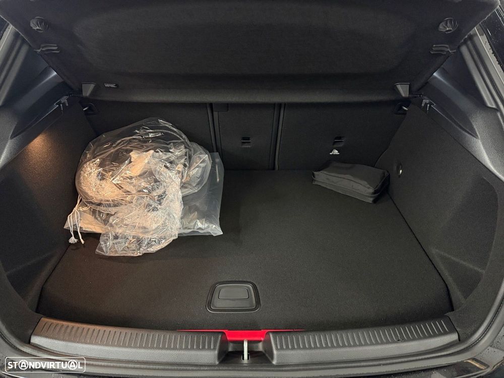 Mercedes-Benz A 250 e - 8