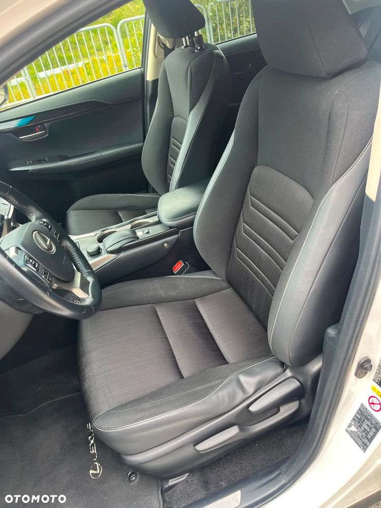 Lexus NX 300h Elite AWD - 13