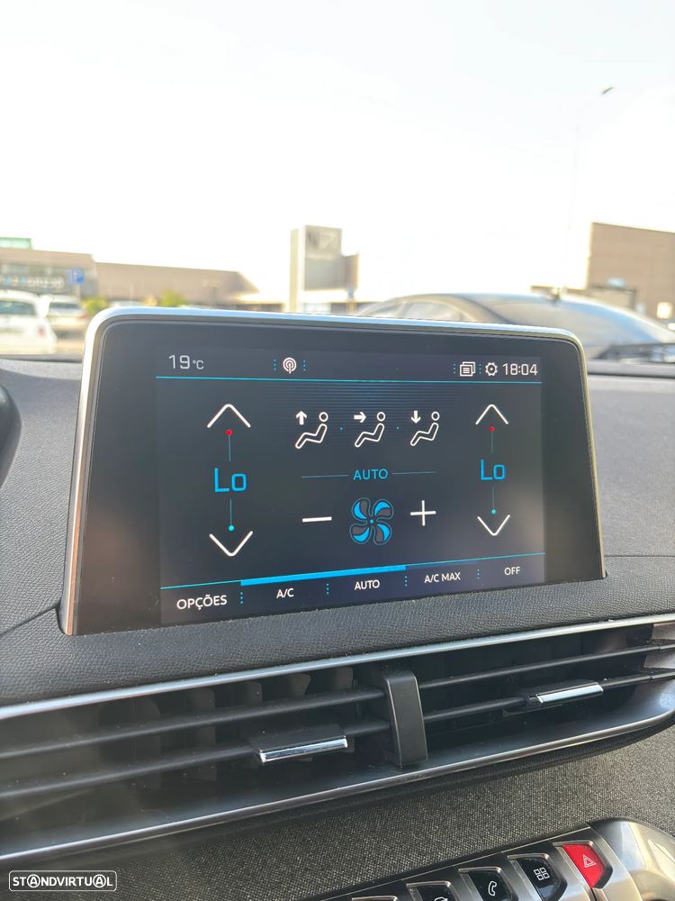 Peugeot 3008 PureTech 130 Stop & Start Allure - 24