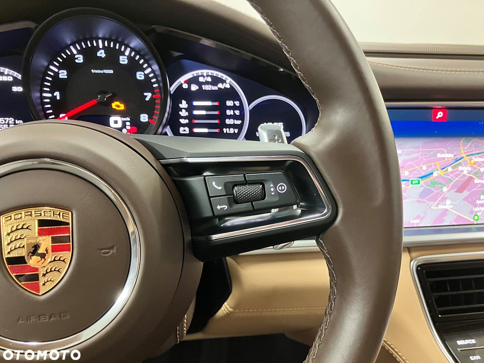 Porsche Panamera - 30
