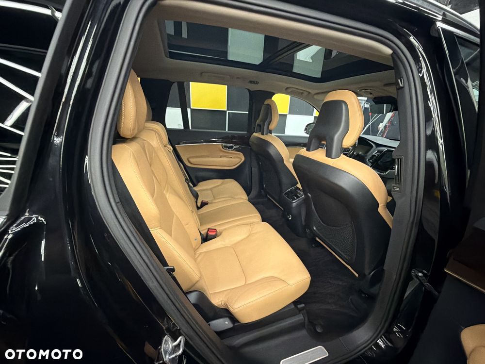 Volvo XC 90 T6 AWD Momentum 7os - 17