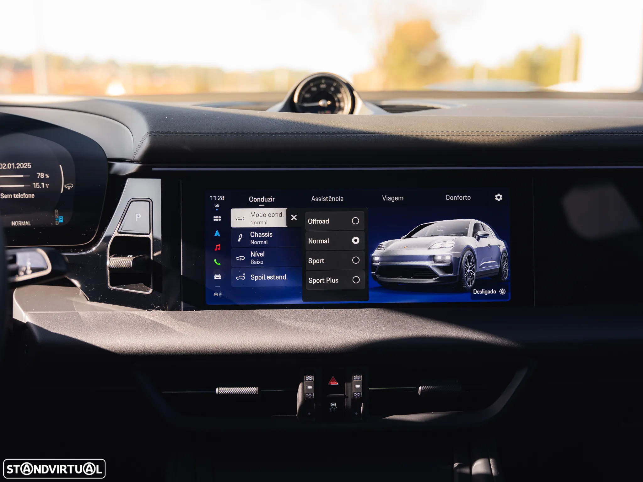 Porsche Macan Electric 4 - 31