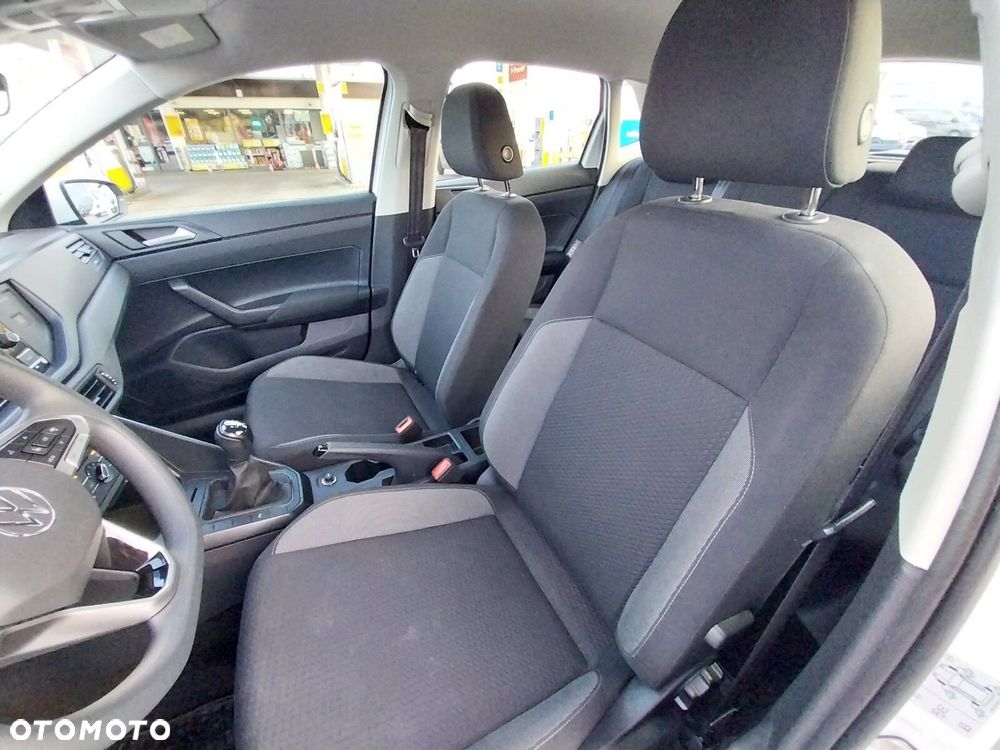 Volkswagen Polo - 11