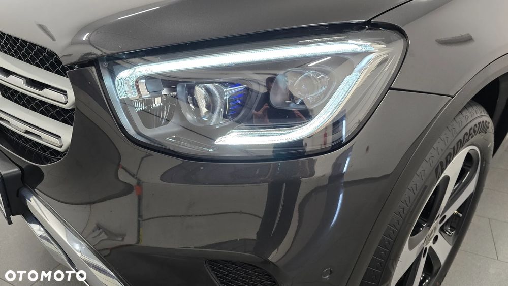 Mercedes-Benz GLC 300 de 4Matic 9G-TRONIC AMG Line Plus - 12