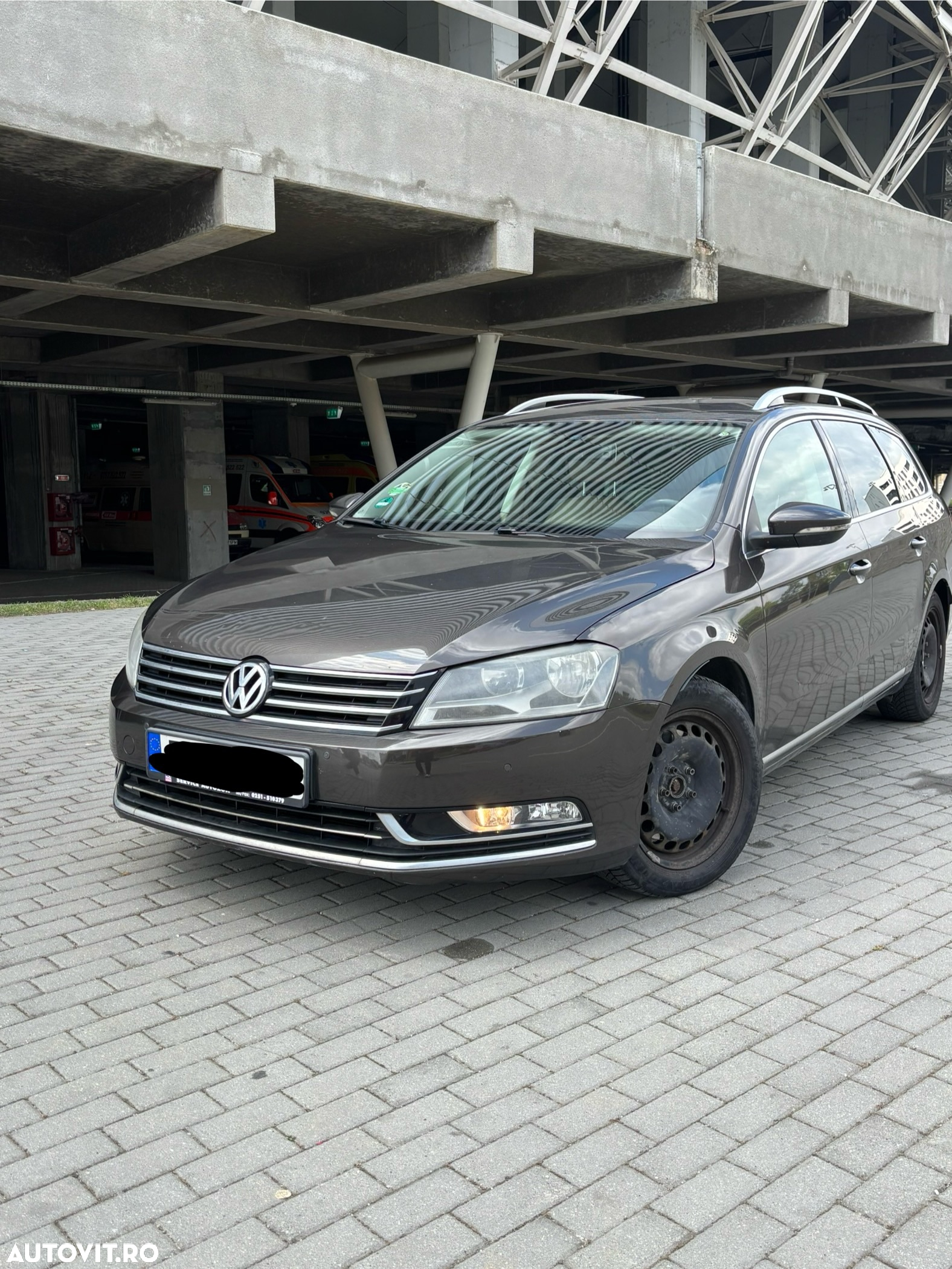 Volkswagen Passat Variant 2.0 TDI 4Motion BlueMotion Technology Comfortline - 2
