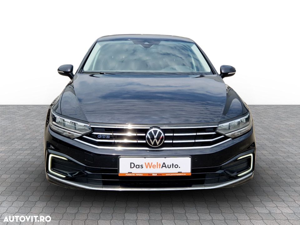 Volkswagen Passat - 5
