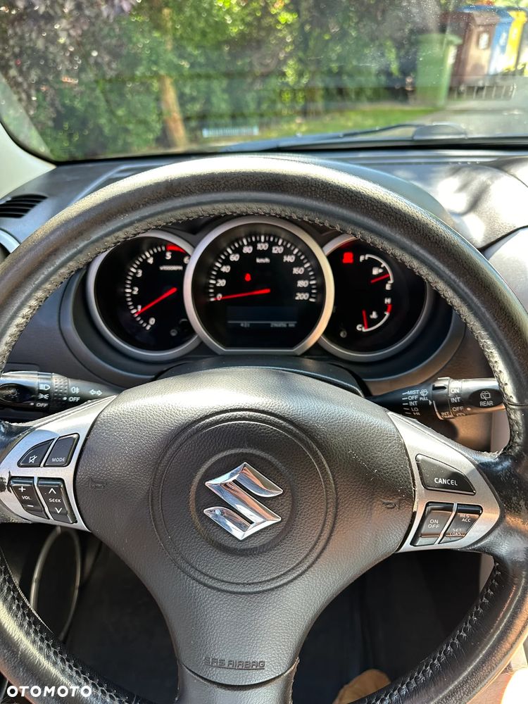 Suzuki Grand Vitara - 6