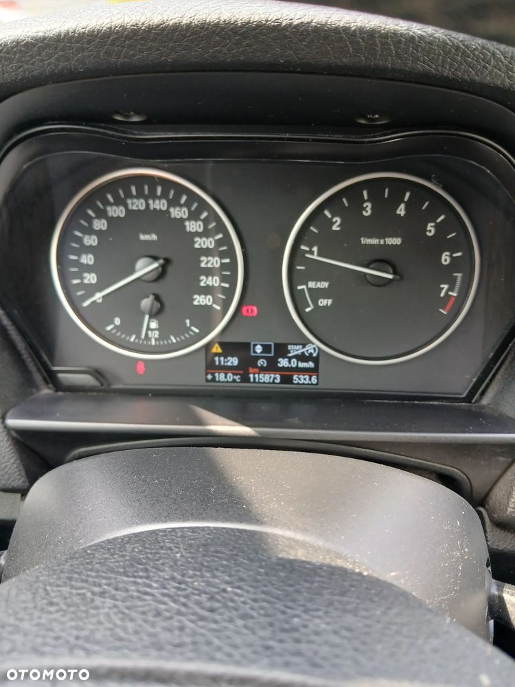 BMW Seria 1 114i Sport Line - 5