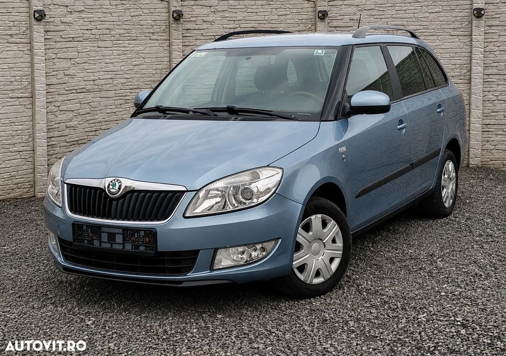 SKODA Fabia 2012