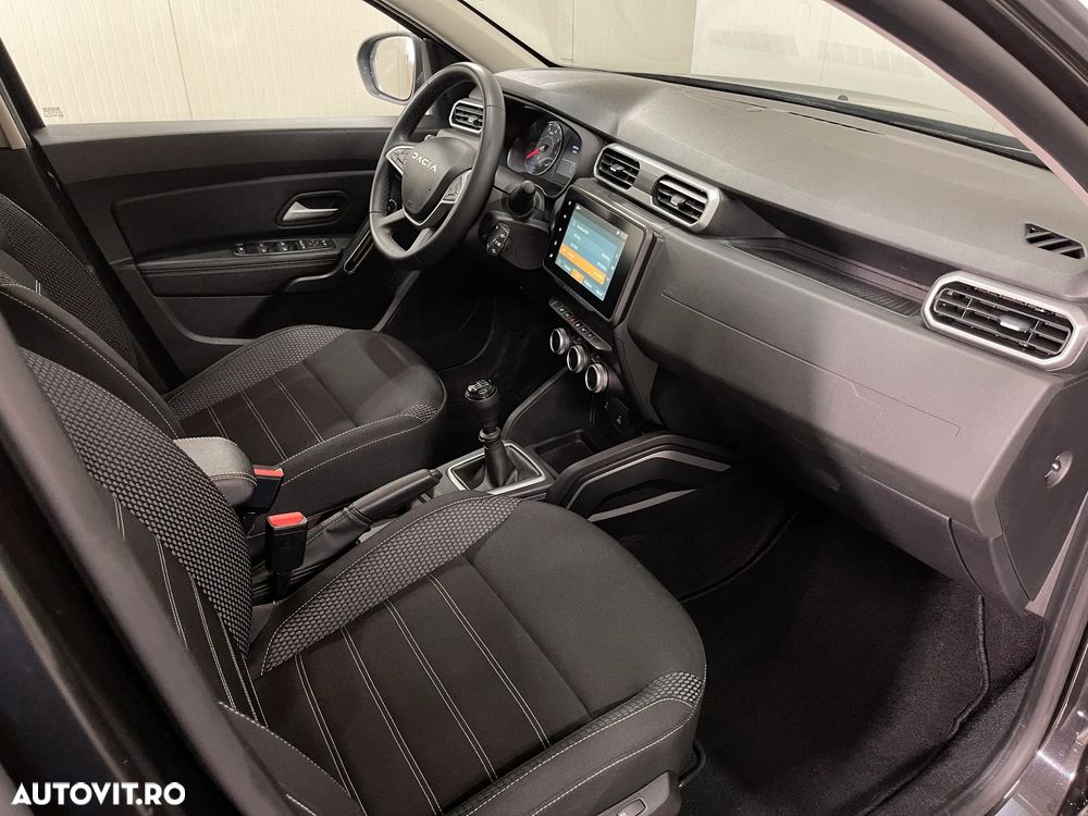 Dacia Duster TCe 130 Journey - 11