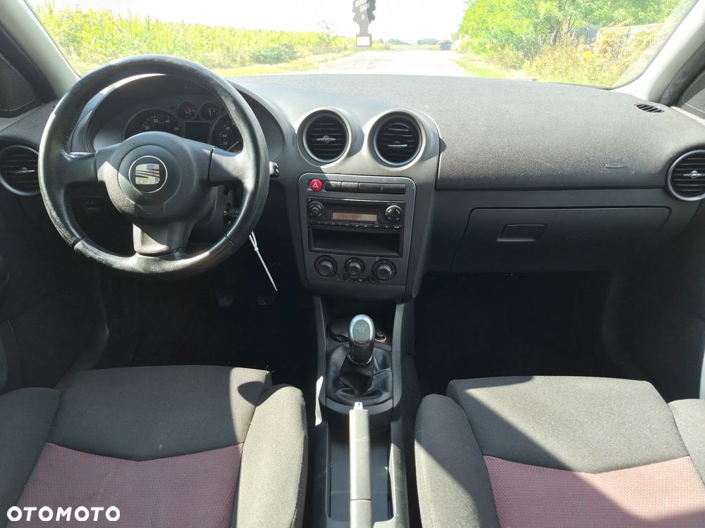 Seat Ibiza SC 1.4 16V Sport - 13