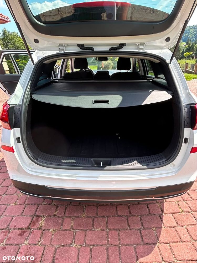 Hyundai i30 1.6 D Comfort DCT - 19