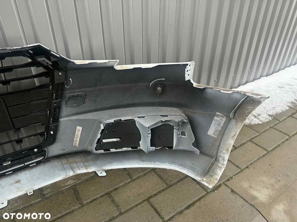Audi A4 B9 Zderzak Przód Przedni 15-19 PDC Kolor: LS9R - 8