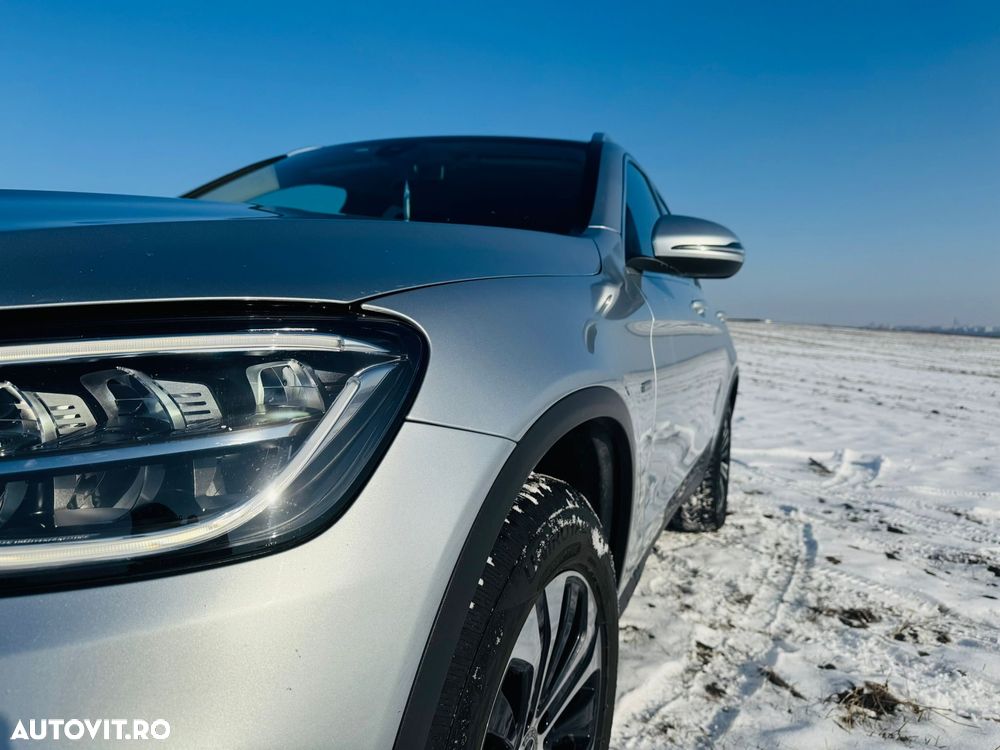 Mercedes-Benz GLC 300 4MATIC - 9