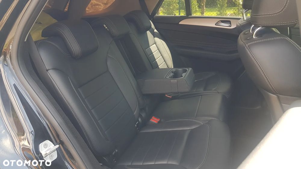 Mercedes-Benz ML 350 BlueTEC 4MATIC 7G-TRONIC - 32