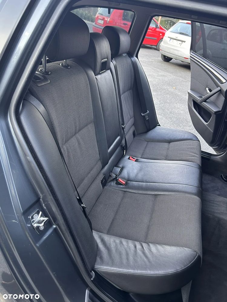 BMW Seria 5 - 11