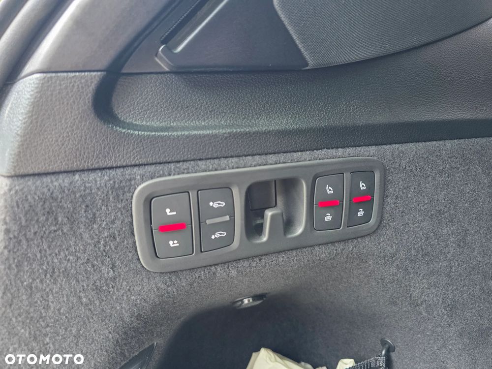 Audi Q7 50 TDI mHEV Quattro S Line Tiptr - 28