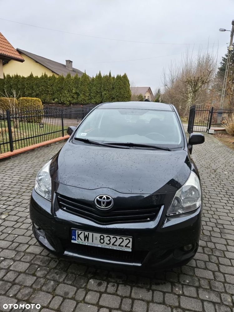 Toyota Verso 2.0 D-4D Premium - 1