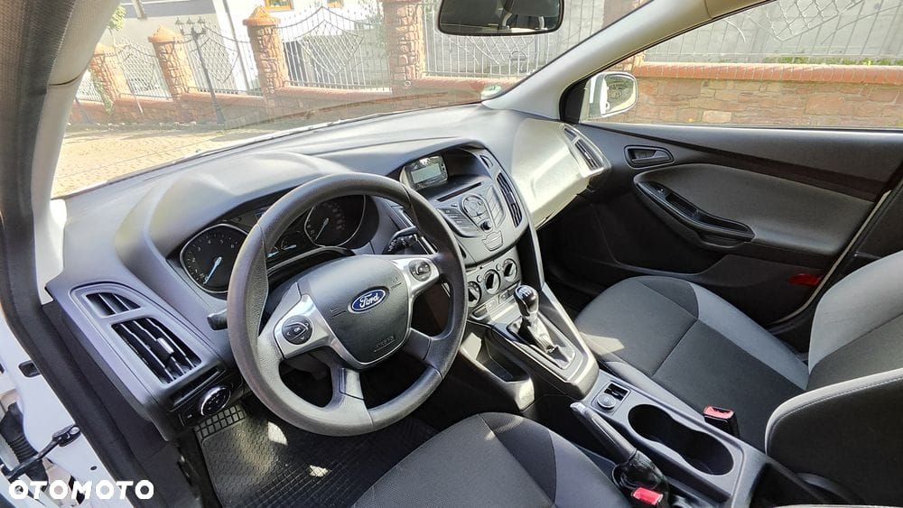 Ford Focus 1.0 EcoBoost Start-Stopp-System Ambiente - 14