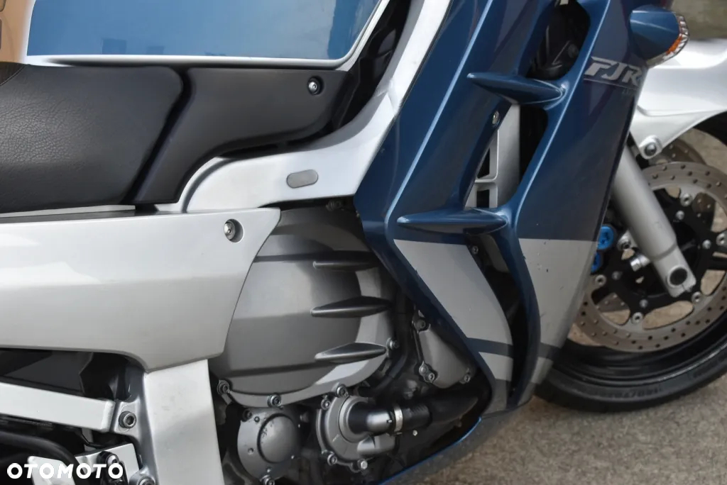 Yamaha FJR - 29