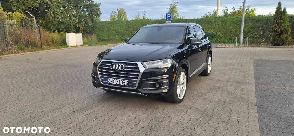 Audi Q7 3.0 TFSI Quattro Tiptr - 2