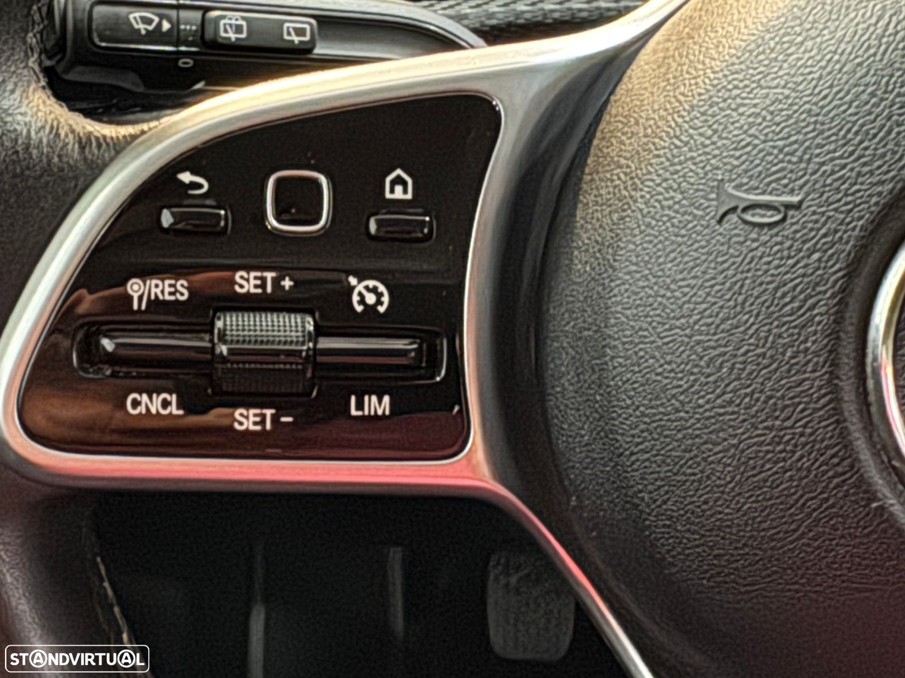 Mercedes-Benz A 180 d Business Solutions - 30