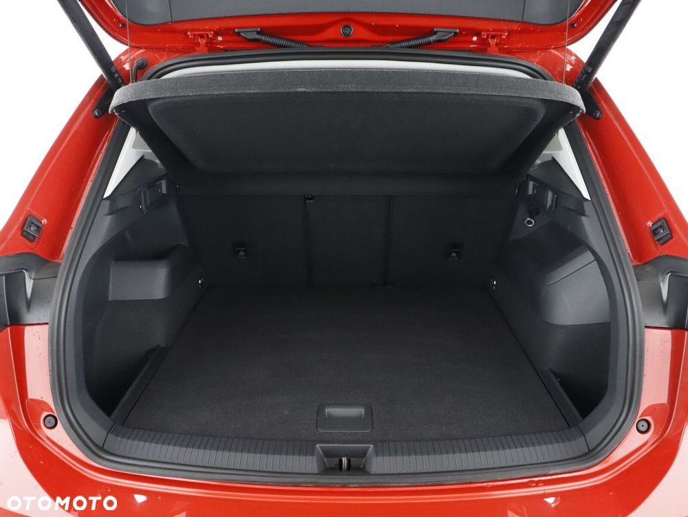 Volkswagen Tiguan - 23