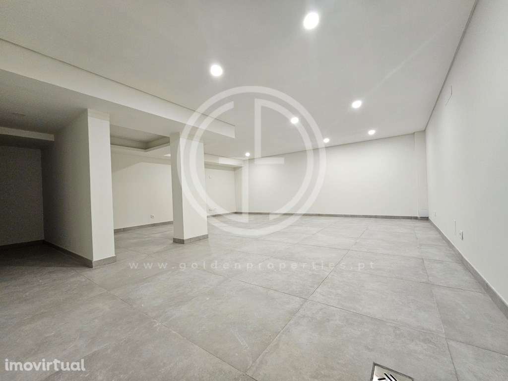 Moradias em Banda T4 em Montenegro, Faro - Grande imagem: 5/24