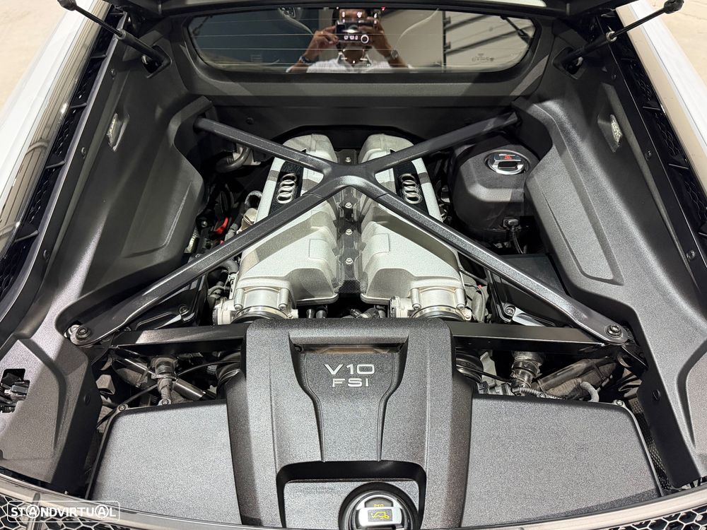 Audi R8 Coupé 5.2 FSI V10 Plus S tronic - 17