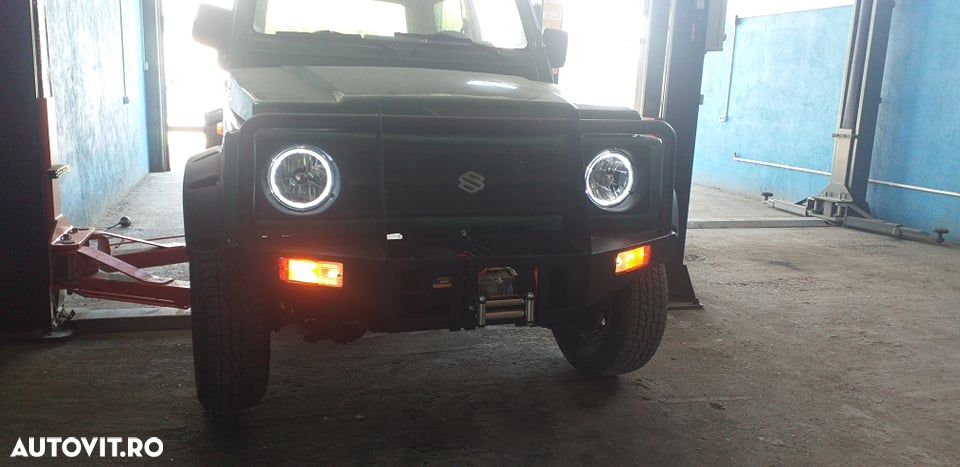 Suzuki Samurai - 3