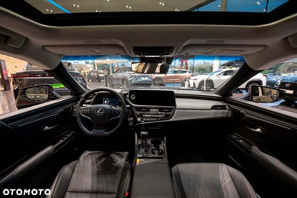 Lexus ES 300h Prestige - 12