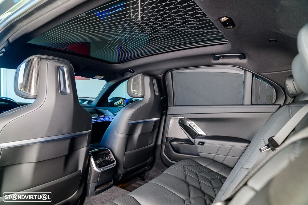 BMW i7 xDrive60 Pack Desportivo M Pro - 23