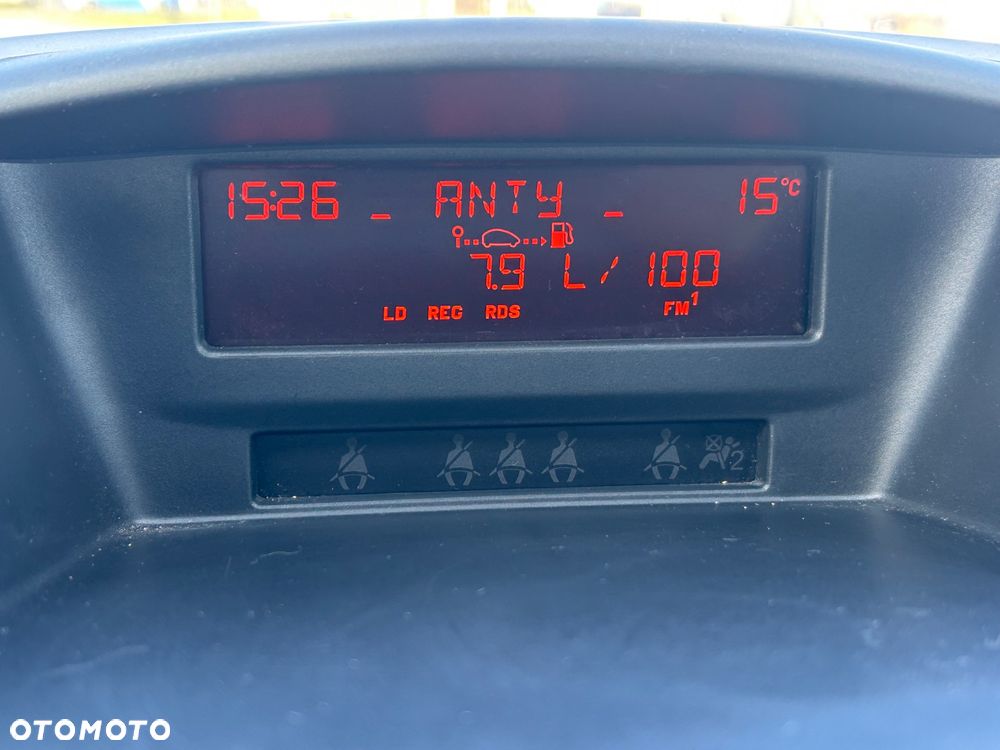 Peugeot 207 Outdoor 1.6 - 11