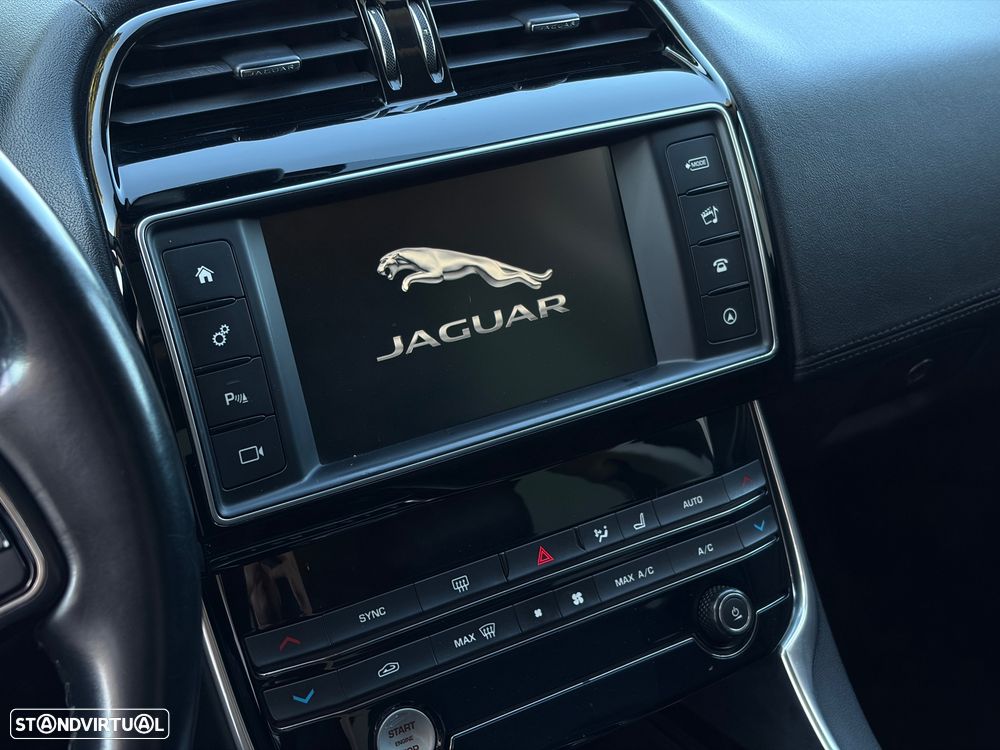 Jaguar XE 2.0 D Portfolio Aut. - 31
