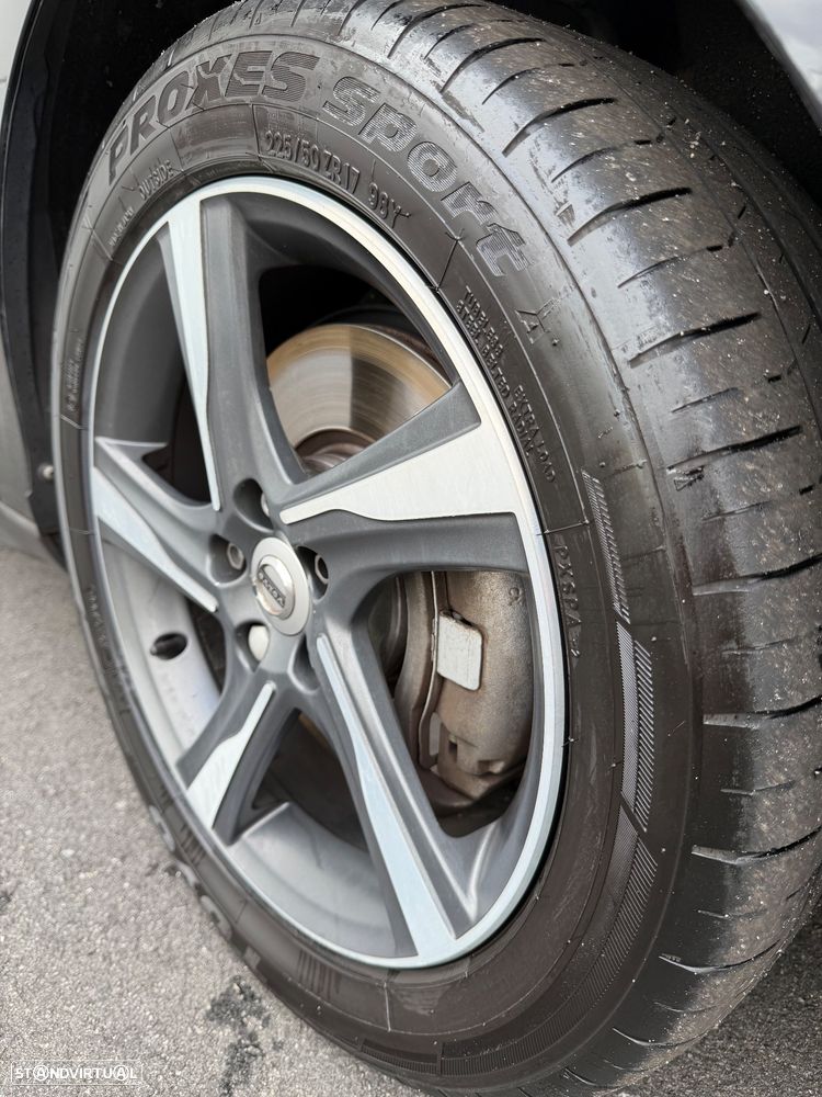 Volvo V40 2.0 D2 Kinetic Eco - 17