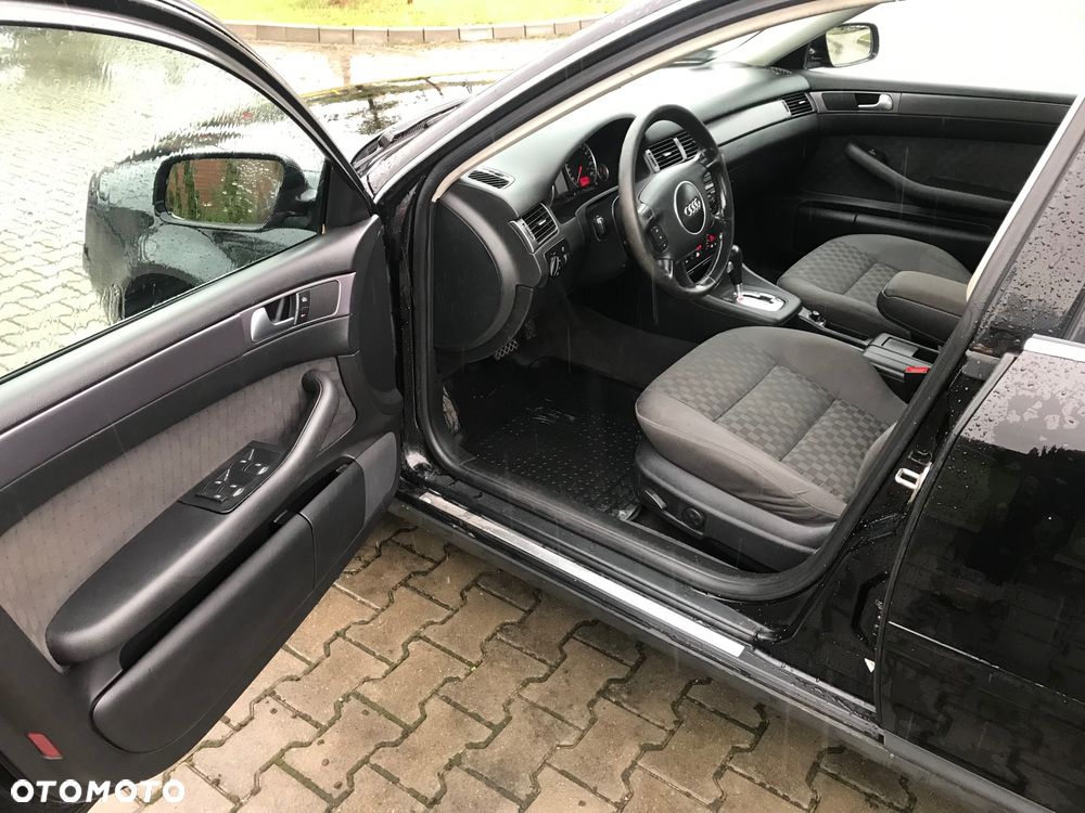 Audi A6 Avant 2.5 TDI Multitronic - 23