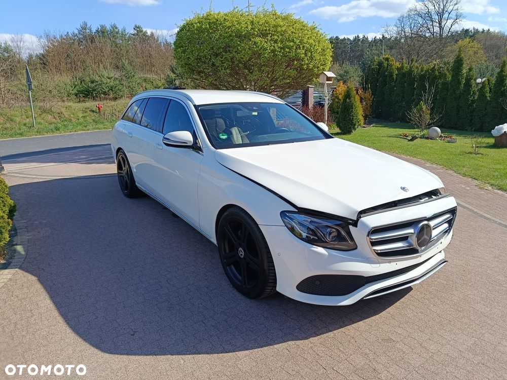 Mercedes-Benz Klasa E 220 d 9G-TRONIC - 8