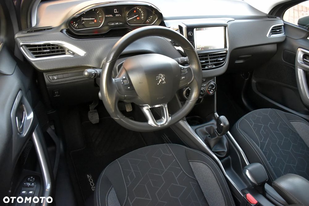 Peugeot 2008 - 5