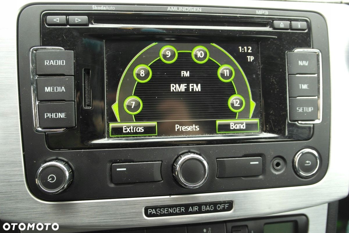 NAWIGACJA RNS310 AMUNDSEN SKODA RADIO CD Z KODEM  ANTENA - 2