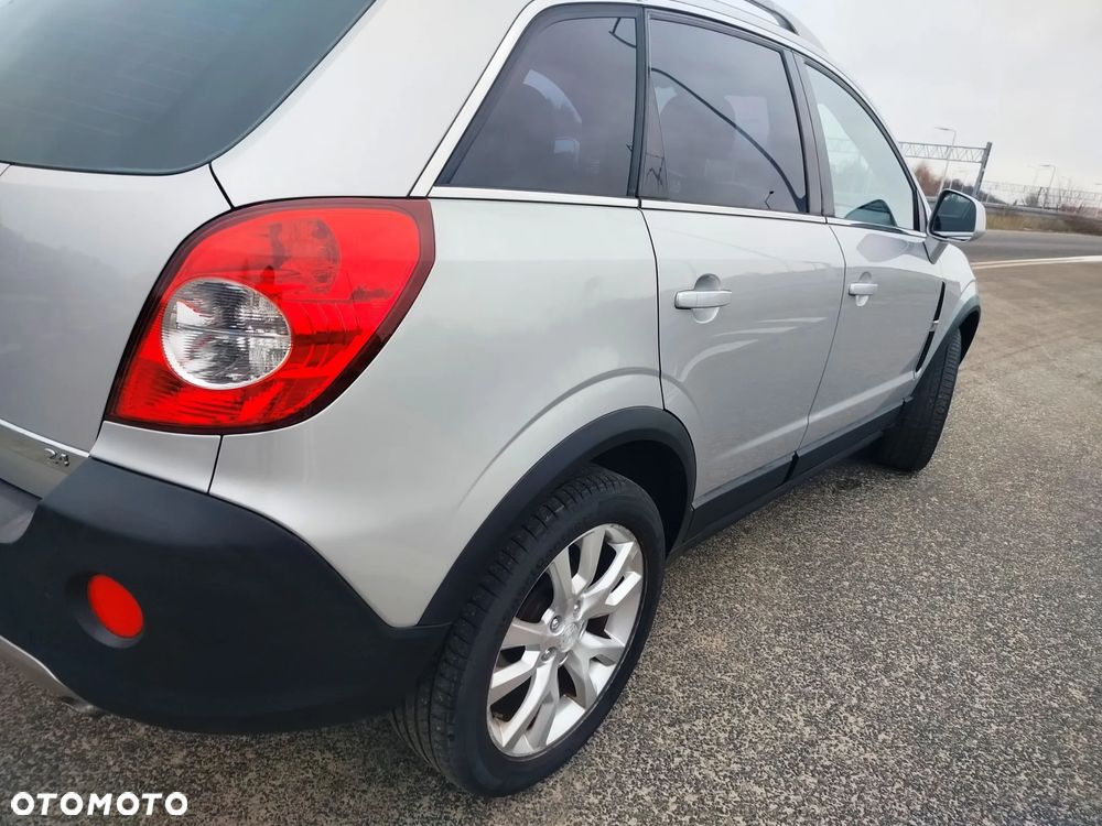 Opel Antara 2.4 4x4 Cosmo - 17