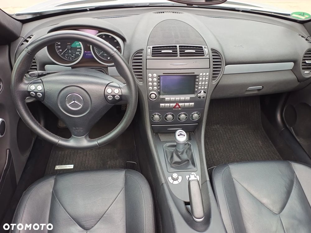 Mercedes-Benz SLK - 16