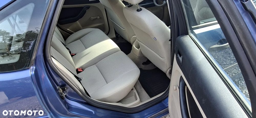 Ford Focus 1.8 TDCi Ambiente - 14