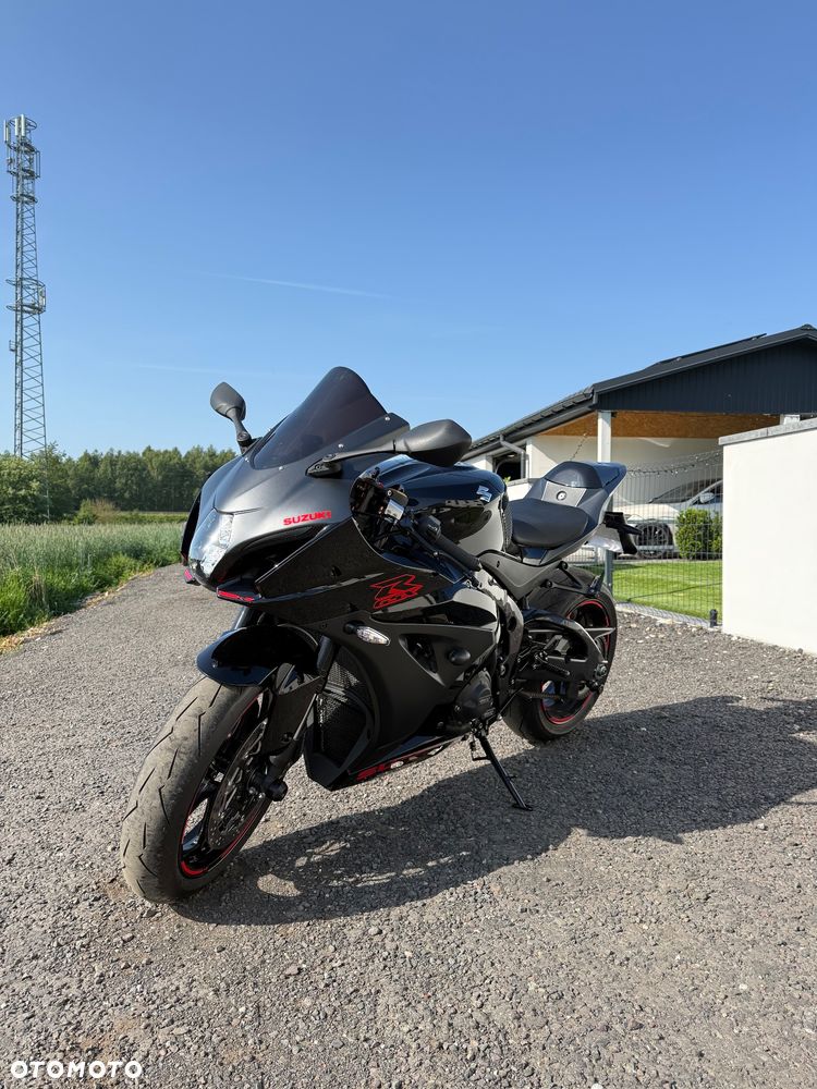 Suzuki GSX-R - 8