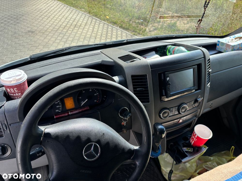 Mercedes-Benz Sprinter - 8