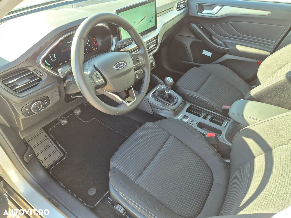 Ford Focus 1.0 EcoBoost 6MT MHEV Titanium X - 17