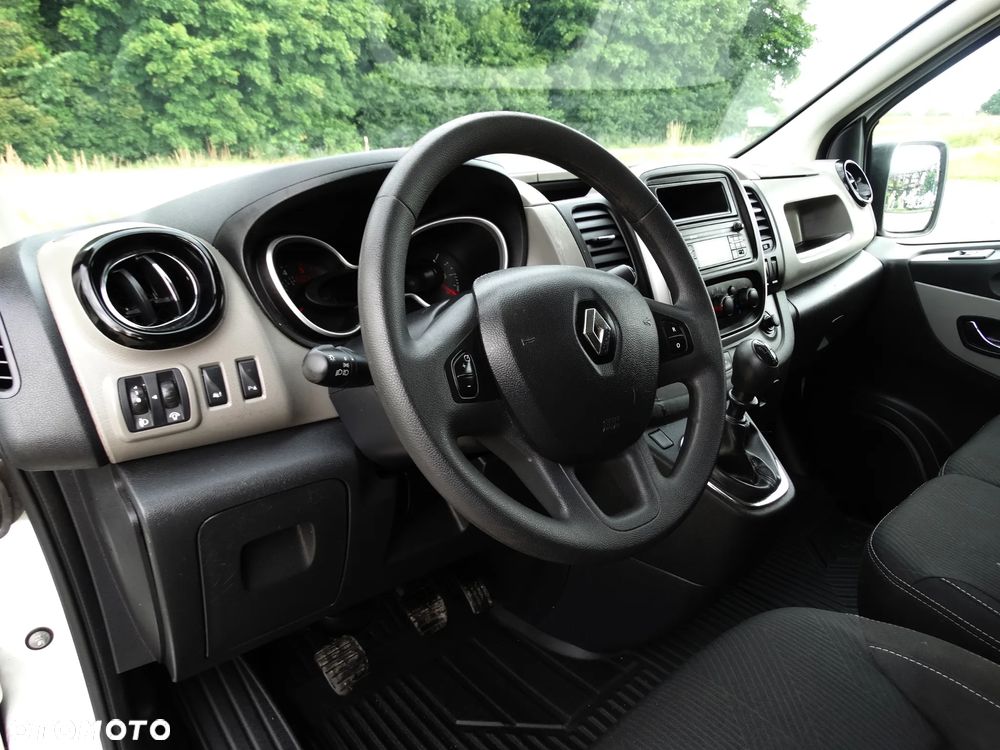 Renault TRAFIC - 10