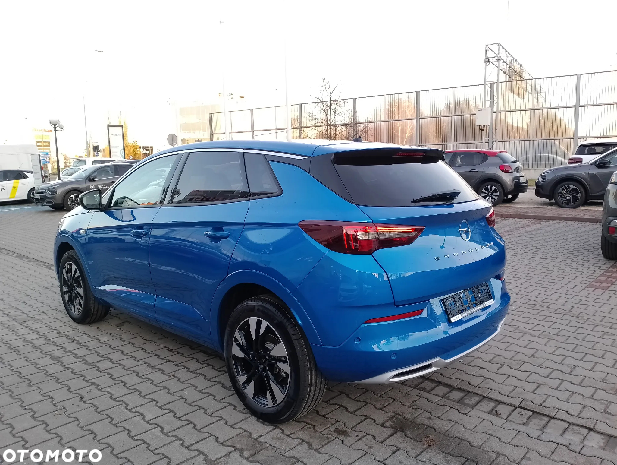 Opel Grandland 1.2 T Business Edition S&S - 5