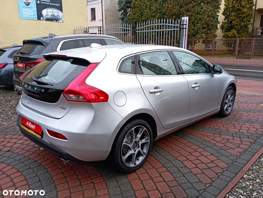 Volvo V40 T2 Ocean Race - 4